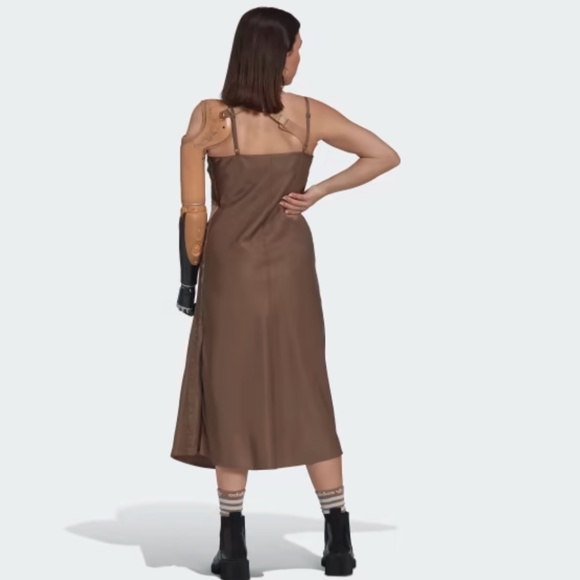 Brand New Adidas SLIP-ON DRESS - Picture 2 of 12